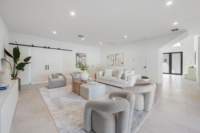 2050 Isabel Oeste Road, Boca Raton, FL 33486