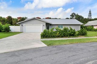 615 NE 15th Place, Boynton Beach, FL 33435