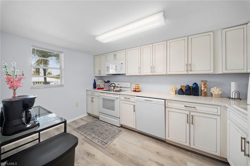 2111 Barkeley LN 10, FORT MYERS, FL 33907 — photo 3