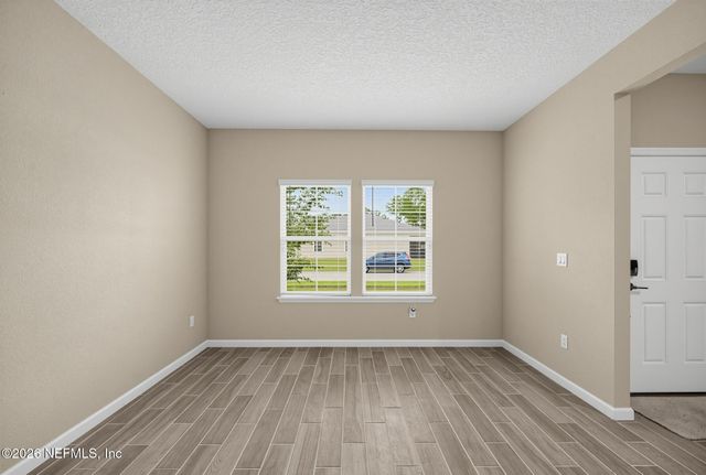 911 COLON Lane, Jacksonville, FL 32218