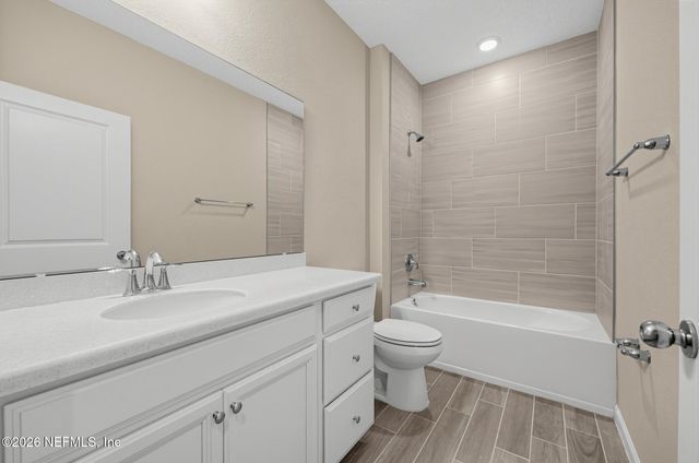 911 COLON Lane, Jacksonville, FL 32218