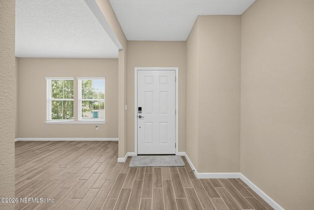 911 COLON Lane, Jacksonville, FL 32218