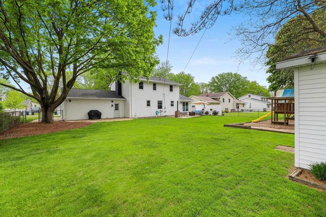 544 HILLTOP DRIVE, Green Bay, WI 54301
