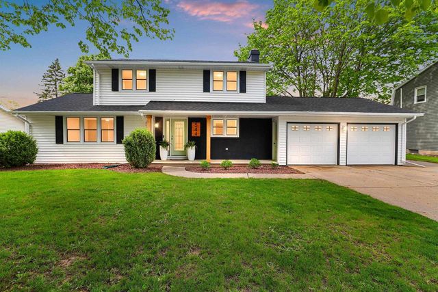 544 HILLTOP DRIVE, Green Bay, WI 54301