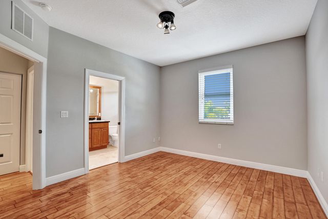 850 SW 11th Court 850, Fort Lauderdale, FL 33315