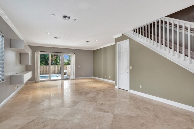 850 SW 11th Court 850, Fort Lauderdale, FL 33315