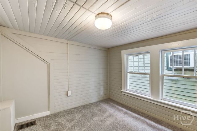 513 E 36th Street, Savannah, GA 31401