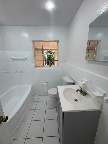 475 NE 164th Street, Miami, FL 33162