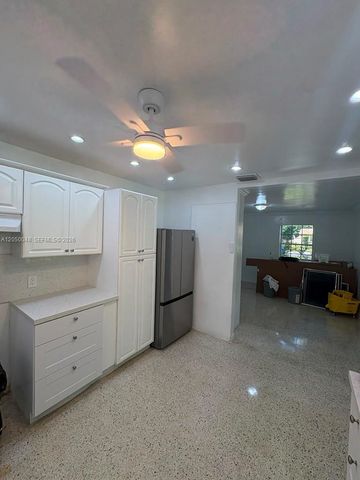 475 NE 164th Street, Miami, FL 33162