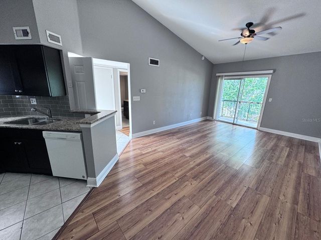 1916 LAKE ATRIUMS CIRCLE 33, Orlando, FL 32839