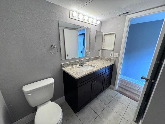 1916 LAKE ATRIUMS CIRCLE 33, Orlando, FL 32839
