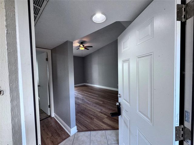 1916 LAKE ATRIUMS CIRCLE 33, Orlando, FL 32839