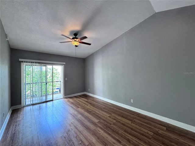1916 LAKE ATRIUMS CIRCLE 33, Orlando, FL 32839