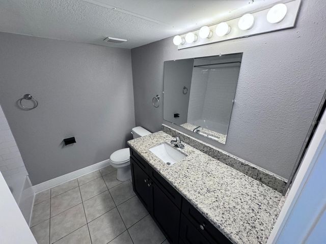 1916 LAKE ATRIUMS CIRCLE 33, Orlando, FL 32839