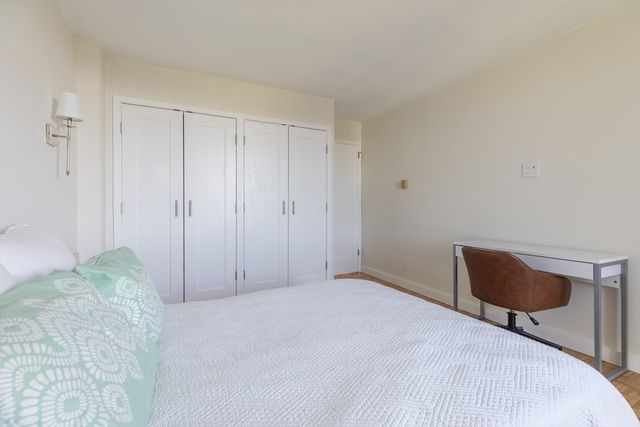 19 Winchester St 711, Brookline, MA 02446