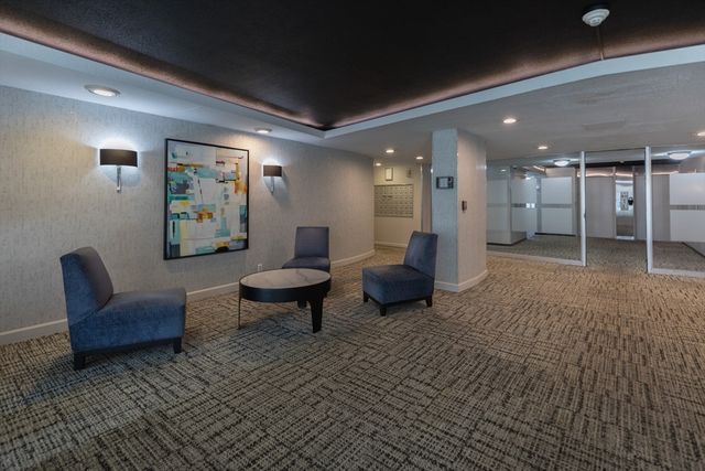 19 Winchester St 711, Brookline, MA 02446