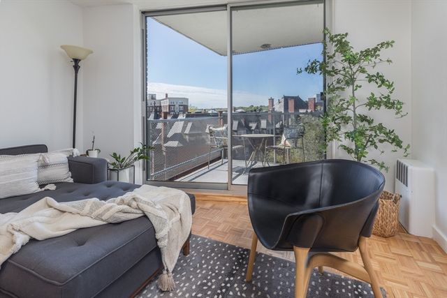 19 Winchester St 711, Brookline, MA 02446