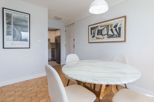 19 Winchester St 711, Brookline, MA 02446