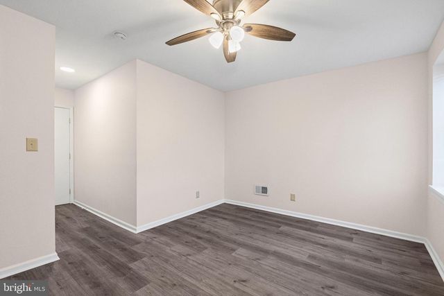 2217 LINDEN AVE, Baltimore, MD 21217