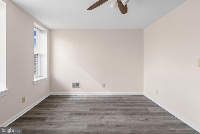 2217 LINDEN AVE, Baltimore, MD 21217