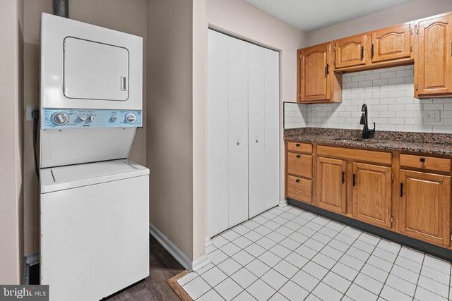 2217 LINDEN AVE, Baltimore, MD 21217