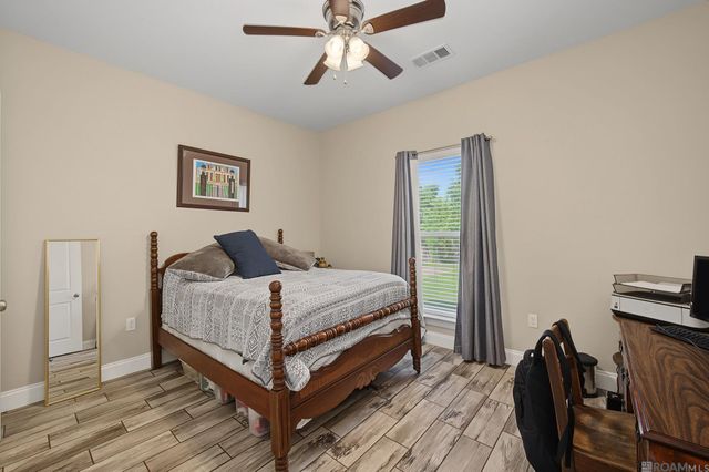33835 Perkins Crossing Rd, Walker, LA 70785
