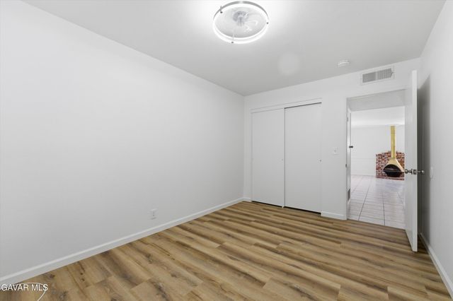 351 E Avenue J13, Lancaster, CA 93535