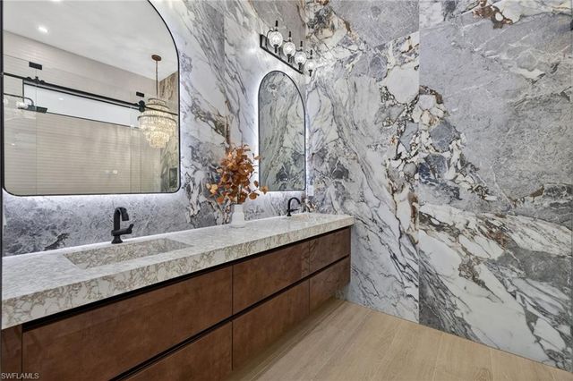 2824 SW 35th ST, Cape Coral, FL 33914