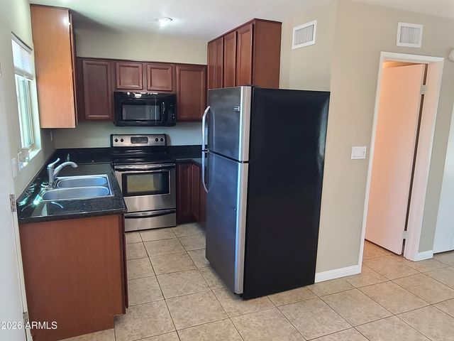 4600 N 68TH Street 366, Scottsdale, AZ 85251