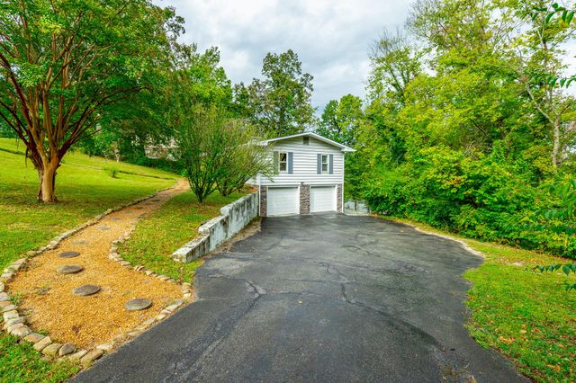 3202 Lockwood Drive, Chattanooga, TN 37415
