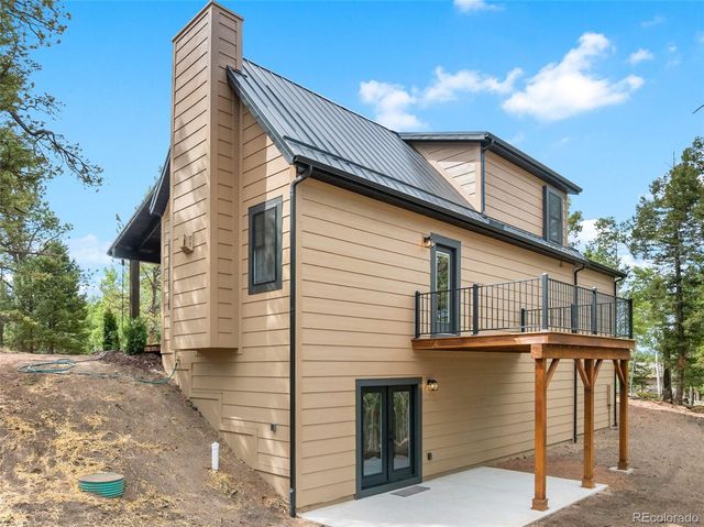 15 Juniper Circle, Florissant, CO 80816