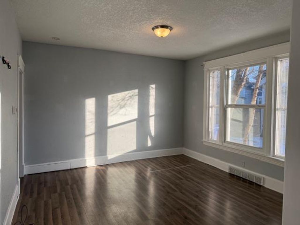 468 Bellows Street, Saint Paul, MN 55107 — photo 3