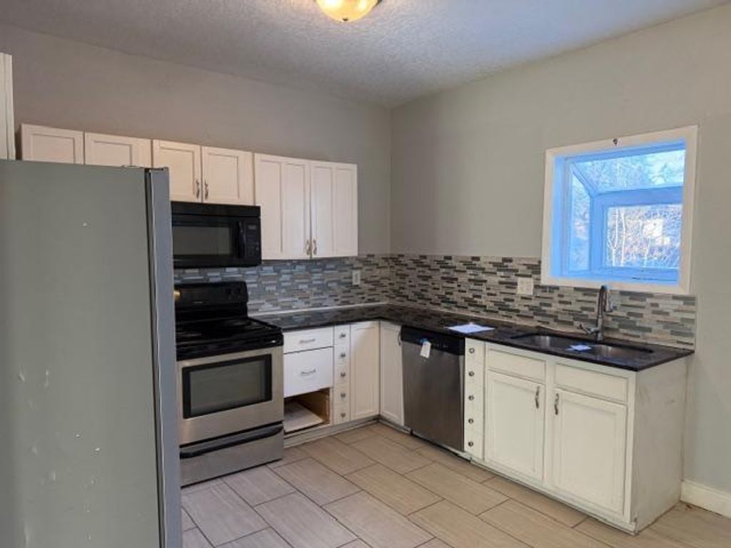 468 Bellows Street, Saint Paul, MN 55107 — photo 5