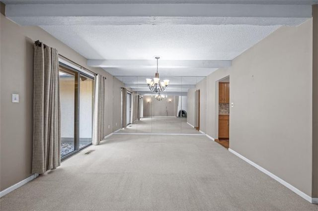 7704 W 102nd Street, Overland Park, KS 66212