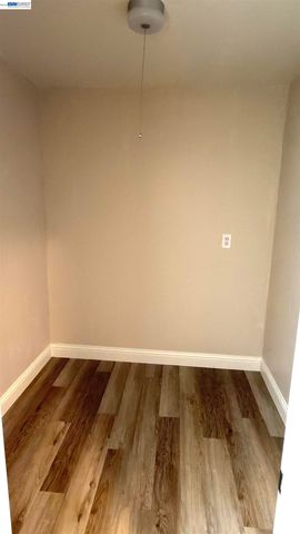 1327 Webster St B105, Alameda, CA 94501