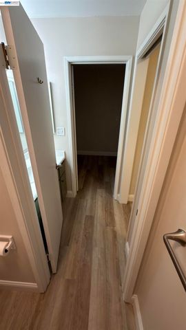 1327 Webster St B105, Alameda, CA 94501