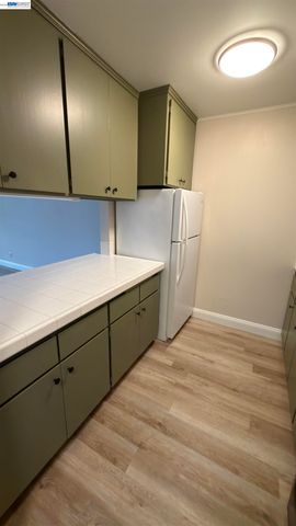 1327 Webster St B105, Alameda, CA 94501