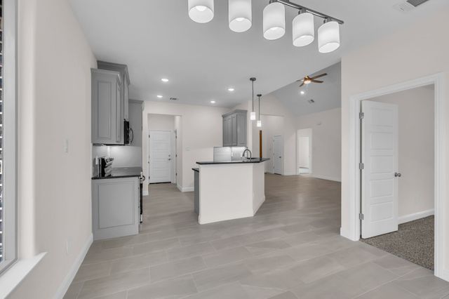 603 Madison Street, Cleburne, TX 76033