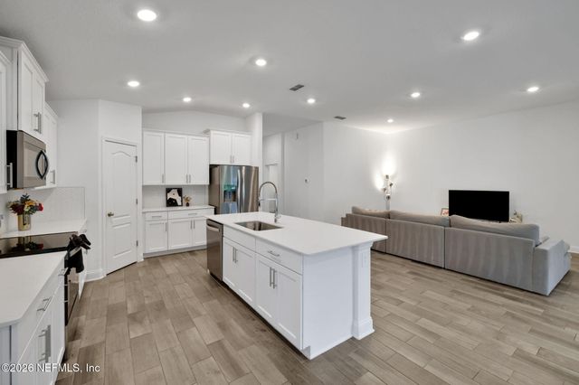 2877 WILD PINE Lane, Green Cove Springs, FL 32043