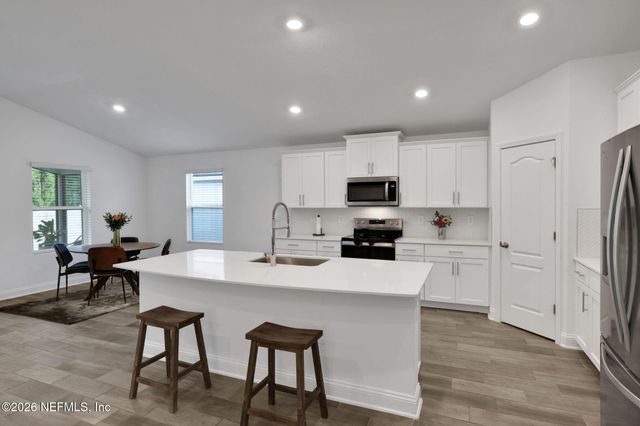 2877 WILD PINE Lane, Green Cove Springs, FL 32043