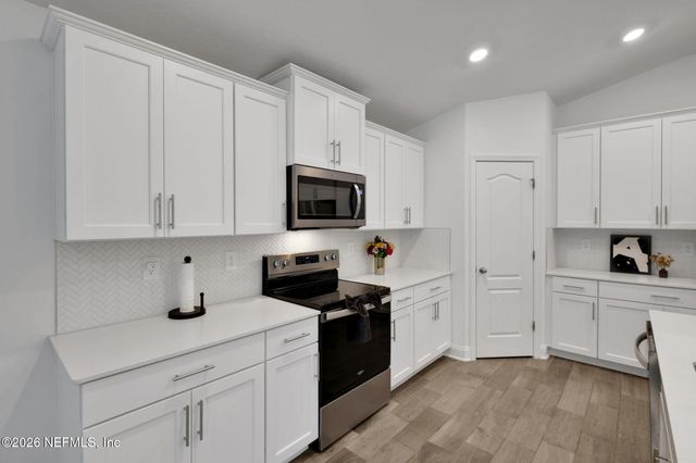 2877 WILD PINE Lane, Green Cove Springs, FL 32043