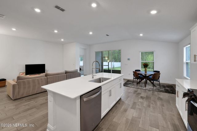 2877 WILD PINE Lane, Green Cove Springs, FL 32043