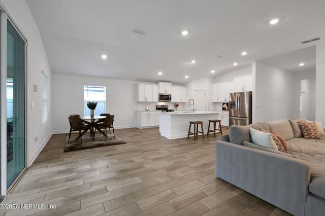 2877 WILD PINE Lane, Green Cove Springs, FL 32043