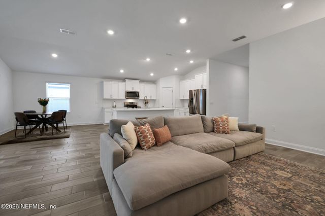 2877 WILD PINE Lane, Green Cove Springs, FL 32043