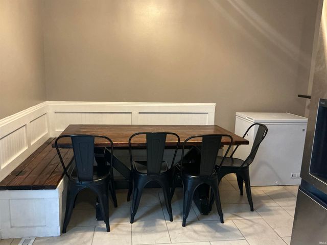 307 W Mill Road, Evansville, IN 47710