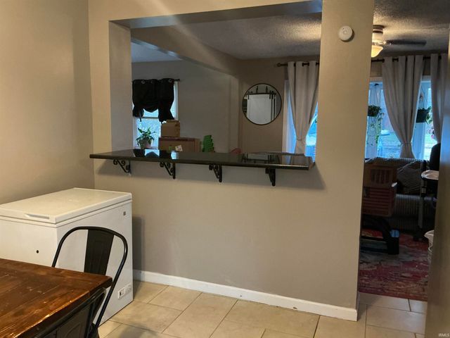 307 W Mill Road, Evansville, IN 47710