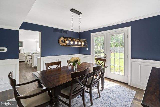 862 VILLAGE CIR, Blue Bell, PA 19422
