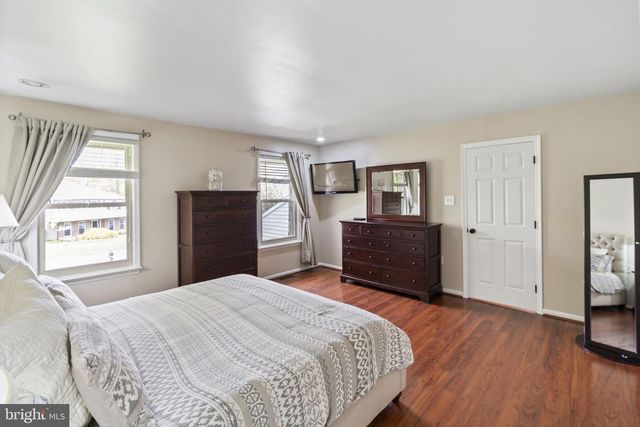 862 VILLAGE CIR, Blue Bell, PA 19422