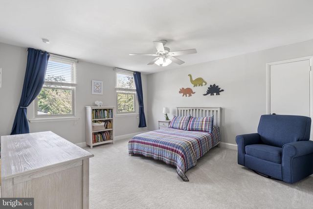 862 VILLAGE CIR, Blue Bell, PA 19422