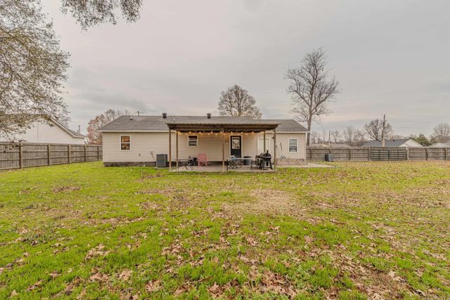 391 Lois Lane, Paragould, AR 72450